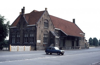 VEURNE  DIA 82-6955.jpg